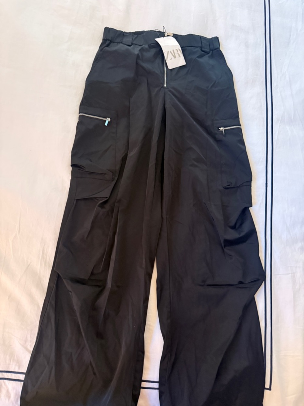 Zara Black Elastic Waist Cargo Pans